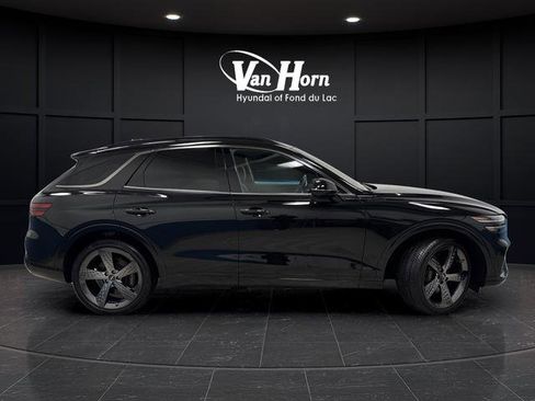 Used 2025 Genesis GV70 2.5T w/ Sport Prestige Package image 2