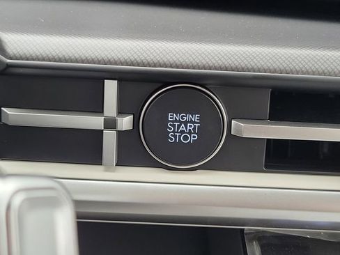 New 2026 Hyundai Santa Fe SE FWD image 12