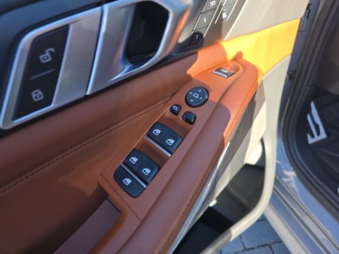 Used 2024 BMW X5 M60i w/ Executive Package image 21