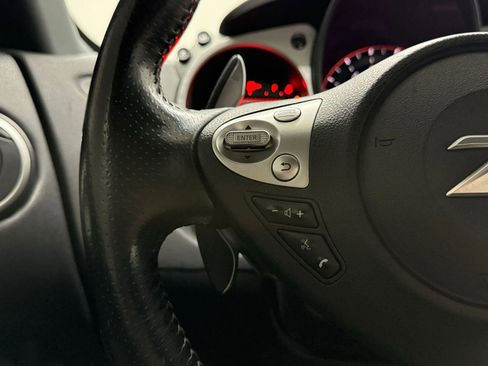 Used 2020 Nissan 370Z Touring Sport image 17