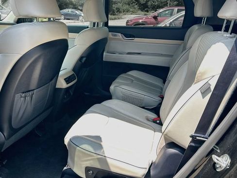 Used 2024 Hyundai Palisade Limited AWD/4WD image 9