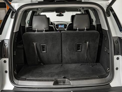 Used 2019 GMC Acadia SLT FWD image 20