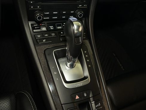 Used 2018 Porsche 911 Turbo S AWD/4WD image 18