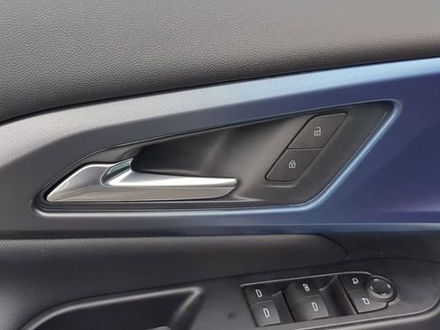 New 2026 Chevrolet Equinox EV LT FWD image 20