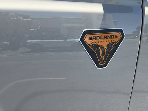 New 2026 Ford Bronco Badlands AWD/4WD image 9
