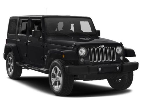Used 2018 Jeep Wrangler Unlimited Sahara AWD/4WD image 9