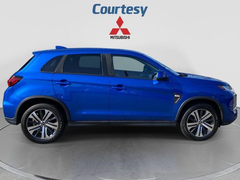 Used 2020 Mitsubishi Outlander Sport ES FWD image 7