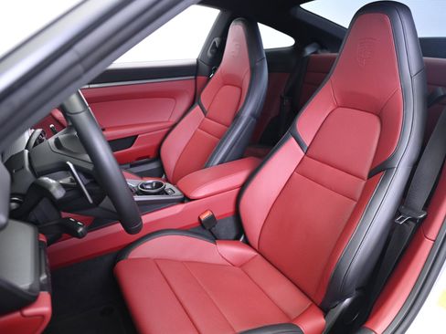 Used 2025 Porsche 911 Carrera image 26