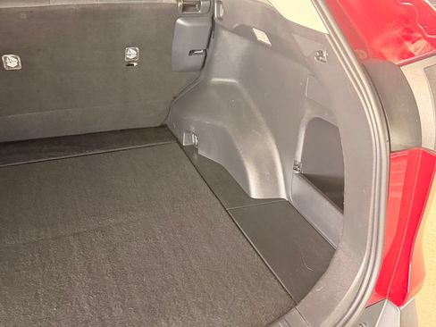 Used 2021 Toyota RAV4 LE AWD/4WD image 37