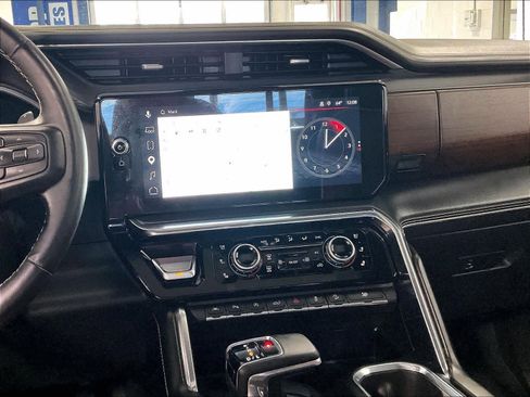 Used 2023 GMC Sierra 1500 Denali Ultimate image 18