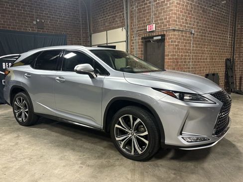 Used 2022 Lexus RX 350L FWD w/ Premium Package image 16