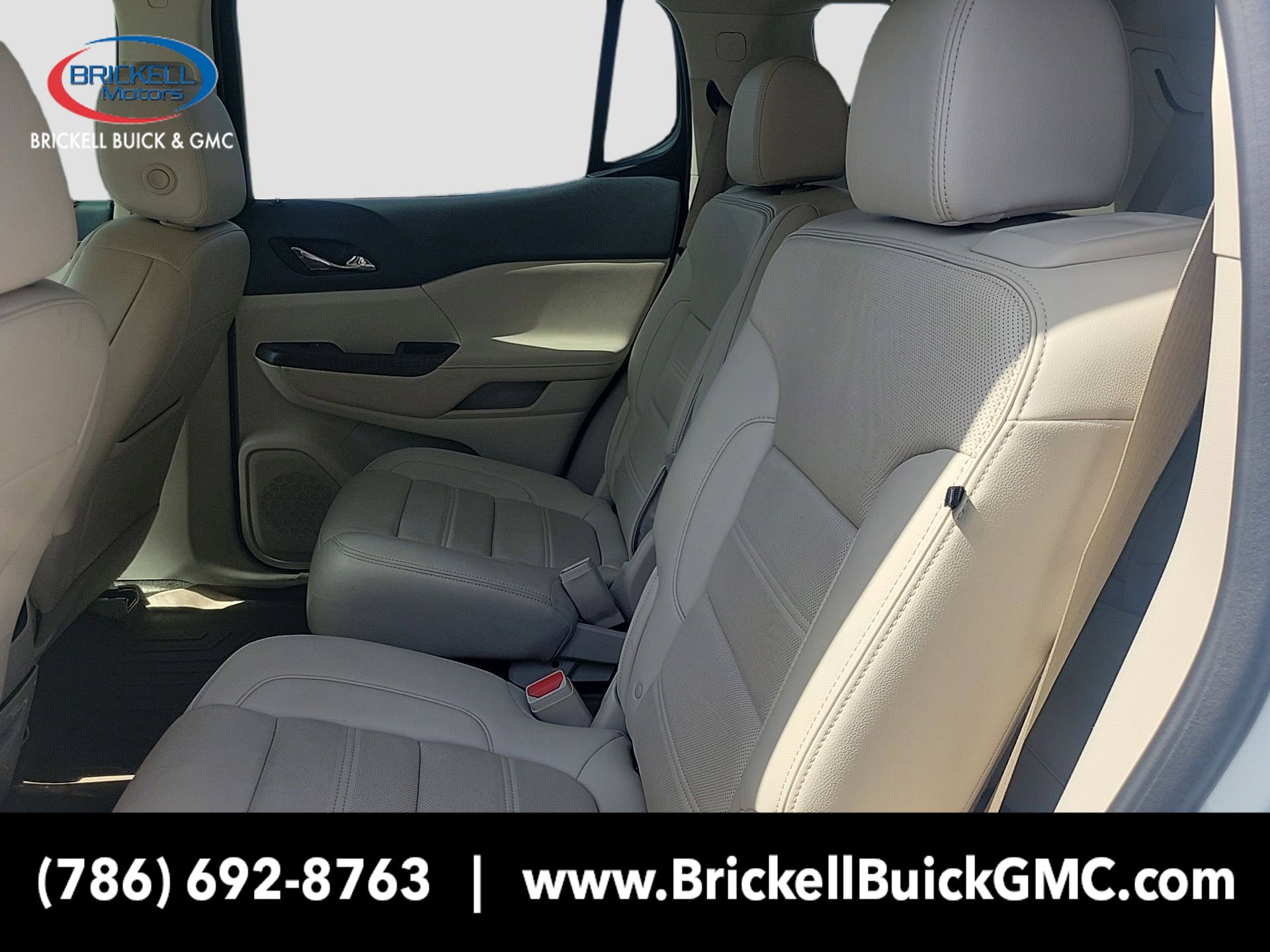 Used 2023 GMC Acadia Denali w/ Denali Ultimate Package FWD image 17