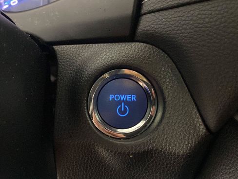 Used 2021 Toyota RAV4 XLE Premium AWD/4WD image 22