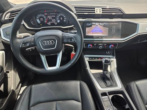 Used 2025 Audi Q3 2.0T Premium AWD/4WD image 22
