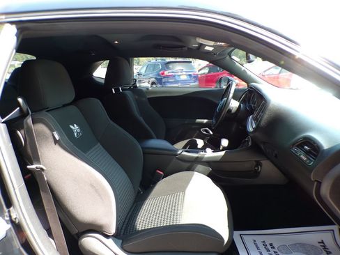 Used 2021 Dodge Challenger R/T Scat Pack RWD image 15