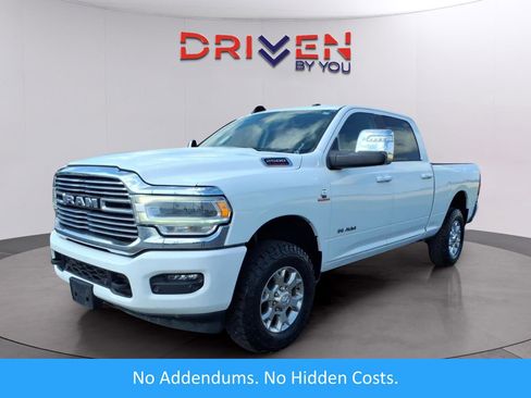 Used 2024 RAM 2500 Laramie AWD/4WD image 1