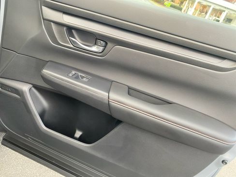 Used 2026 Honda CR-V Sport-L image 31