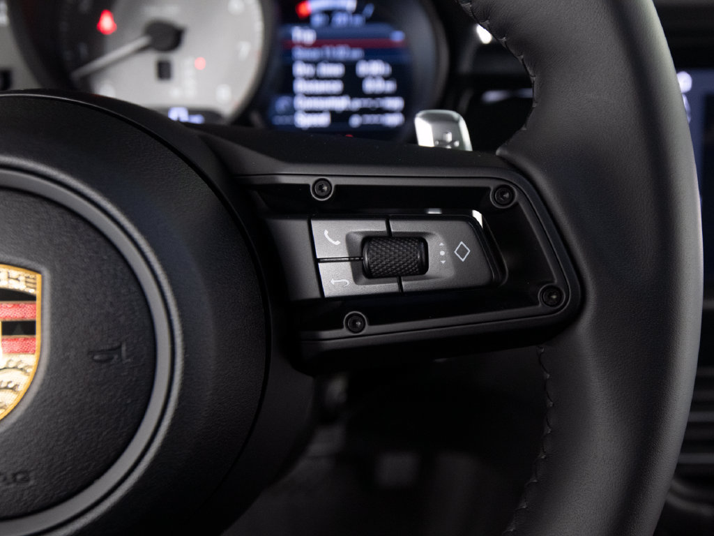 Certified 2026 Porsche Macan S AWD/4WD image 30