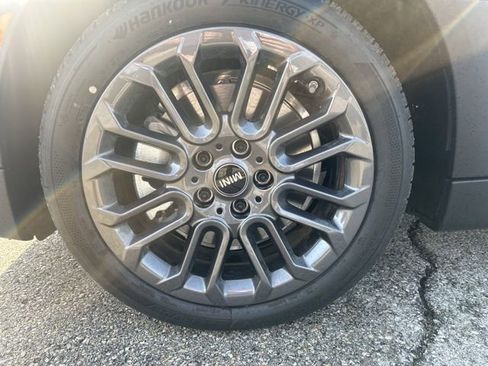 New 2026 MINI Cooper 4-Door Hardtop image 10