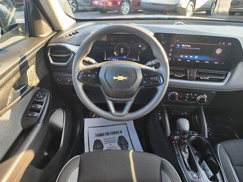 Used 2026 Chevrolet TrailBlazer LS w/ LS Convenience Package AWD/4WD image 10