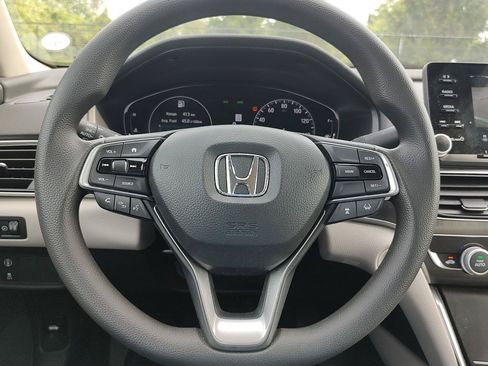Used 2019 Honda Accord LX image 15