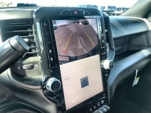 New 2025 RAM 2500 Tradesman AWD/4WD image 17