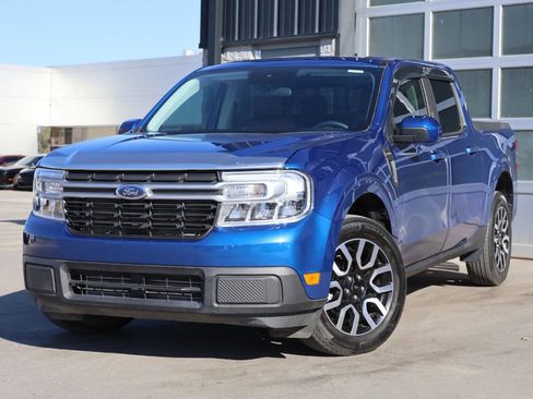 Used 2023 Ford Maverick Lariat w/ Lariat Luxury Package image 3