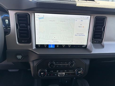 New 2026 Ford Bronco Outer Banks w/ Sasquatch Package image 23