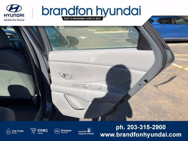 Used 2026 Hyundai Elantra Hybrid FWD image 9