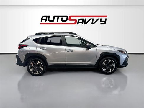 Used 2024 Subaru Crosstrek 2.5i Limited w/ Crosstrek Mirror Package image 8