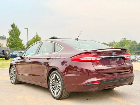 Used 2018 Ford Fusion Titanium FWD image 10