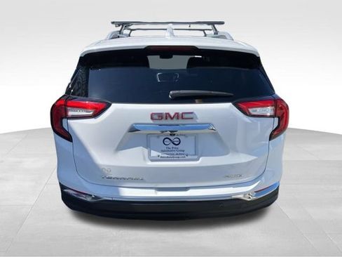 Used 2023 GMC Terrain SLT w/ Tech Package AWD/4WD image 7