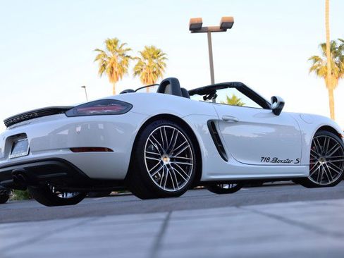 Used 2024 Porsche 718 Boxster S RWD image 20