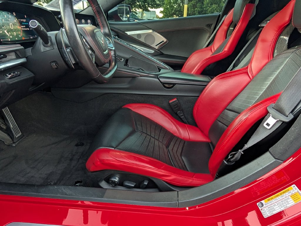 Used 2022 Chevrolet Corvette Stingray Premium Conv w/ 3LT RWD image 16