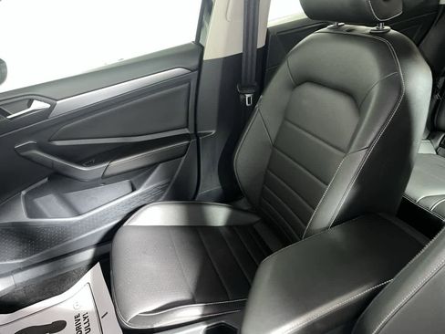 Used 2024 Volkswagen Jetta SE image 26