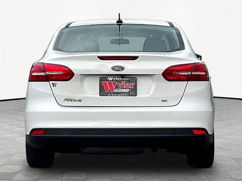Used 2018 Ford Focus SE w/ Interior Protection Package FWD image 5