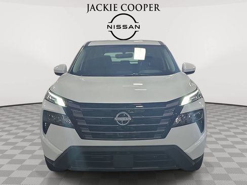 New 2026 Nissan Rogue SV w/ Cold Weather Package AWD/4WD image 2