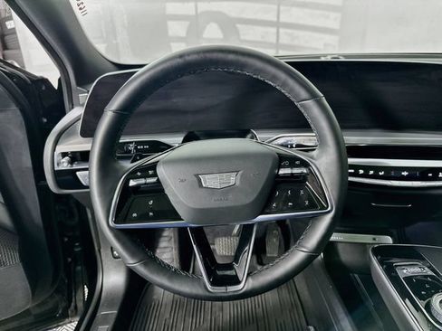 Used 2024 Cadillac Lyriq Sport AWD/4WD image 18