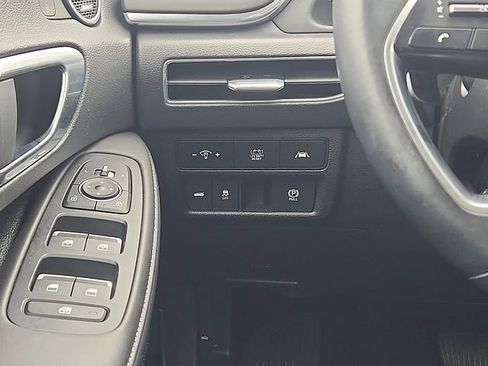 Certified 2023 Hyundai Sonata Limited FWD image 12
