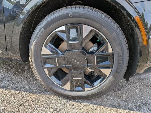 New 2026 Kia Sportage SX FWD image 11