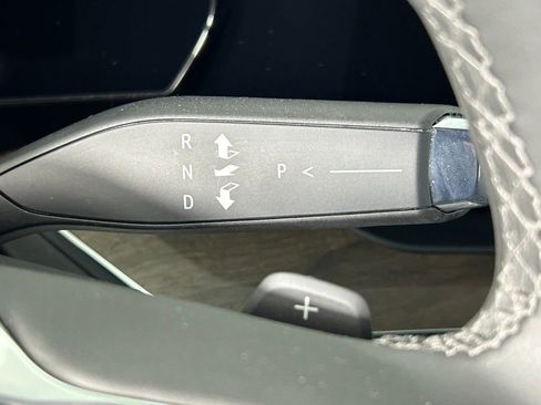 Used 2025 Chevrolet Tahoe High Country image 31