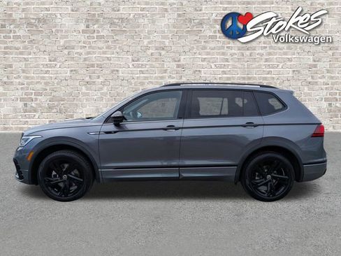 Certified 2024 Volkswagen Tiguan SE R-Line AWD/4WD image 7