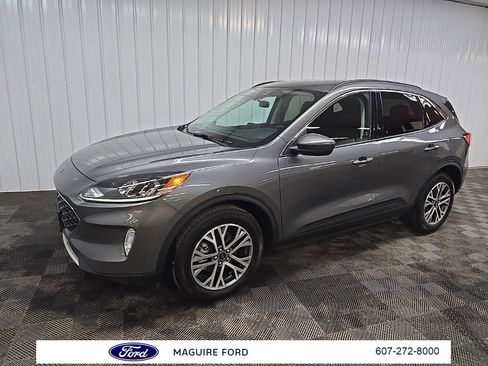 Used 2022 Ford Escape SEL w/ Technology Package image 6