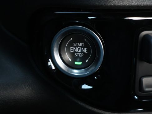 Used 2024 GMC Sierra 1500 Elevation w/ Elevation Premium Package image 18