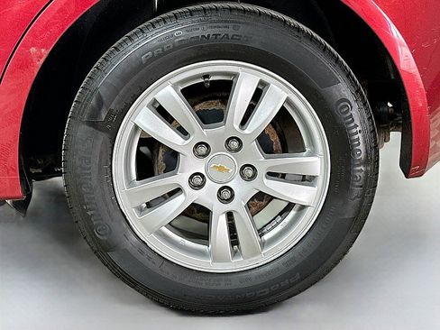 Used 2013 Chevrolet Sonic LT image 26