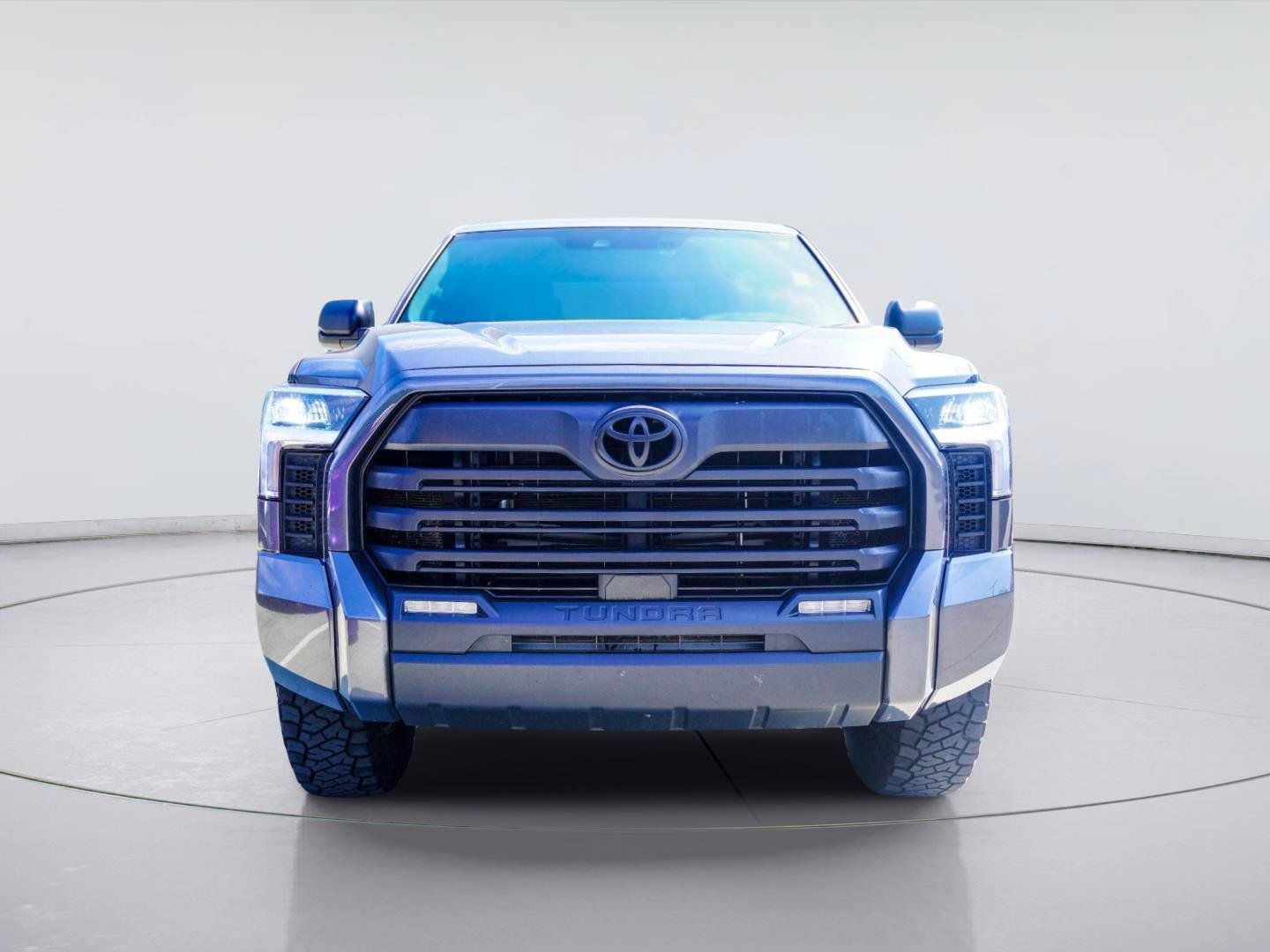 Used 2025 Toyota Tundra SR5 AWD/4WD image 4
