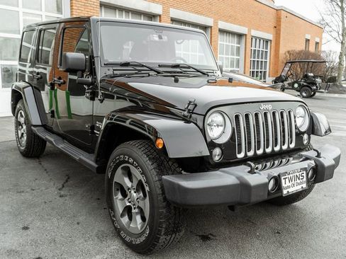 Used 2018 Jeep Wrangler Unlimited Sahara image 6