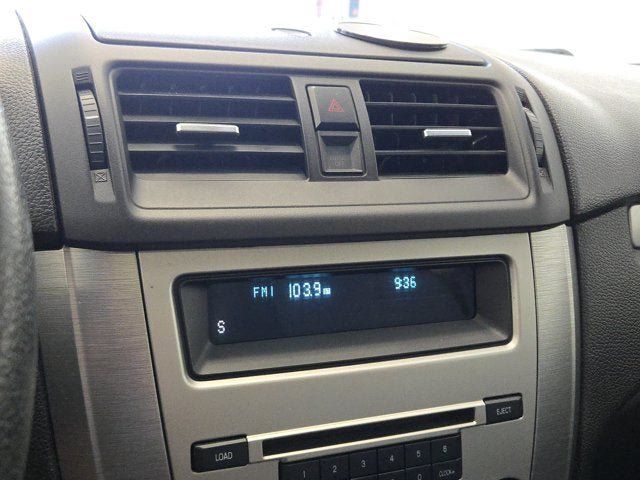 Used 2010 Ford Fusion SE FWD image 23