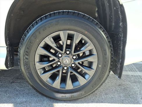 Used 2023 Lexus GX 460 Premium image 21