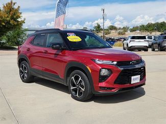 Used 2021 Chevrolet TrailBlazer RS w/ Technology Package image 1